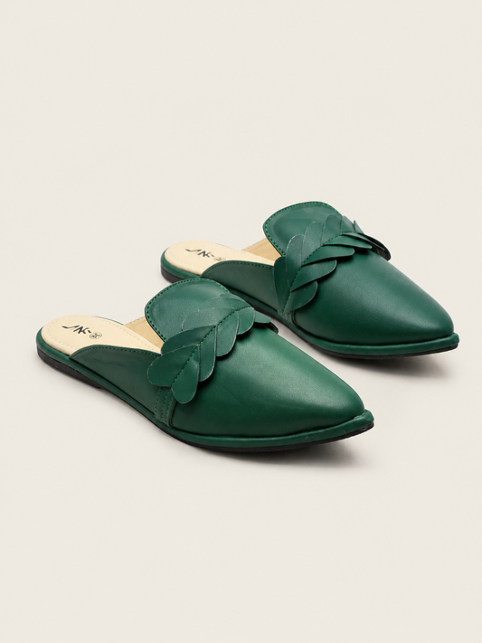 Women’s Closed Toe Flat Mule Shoes in Bangladesh | Nawabi Shoes
