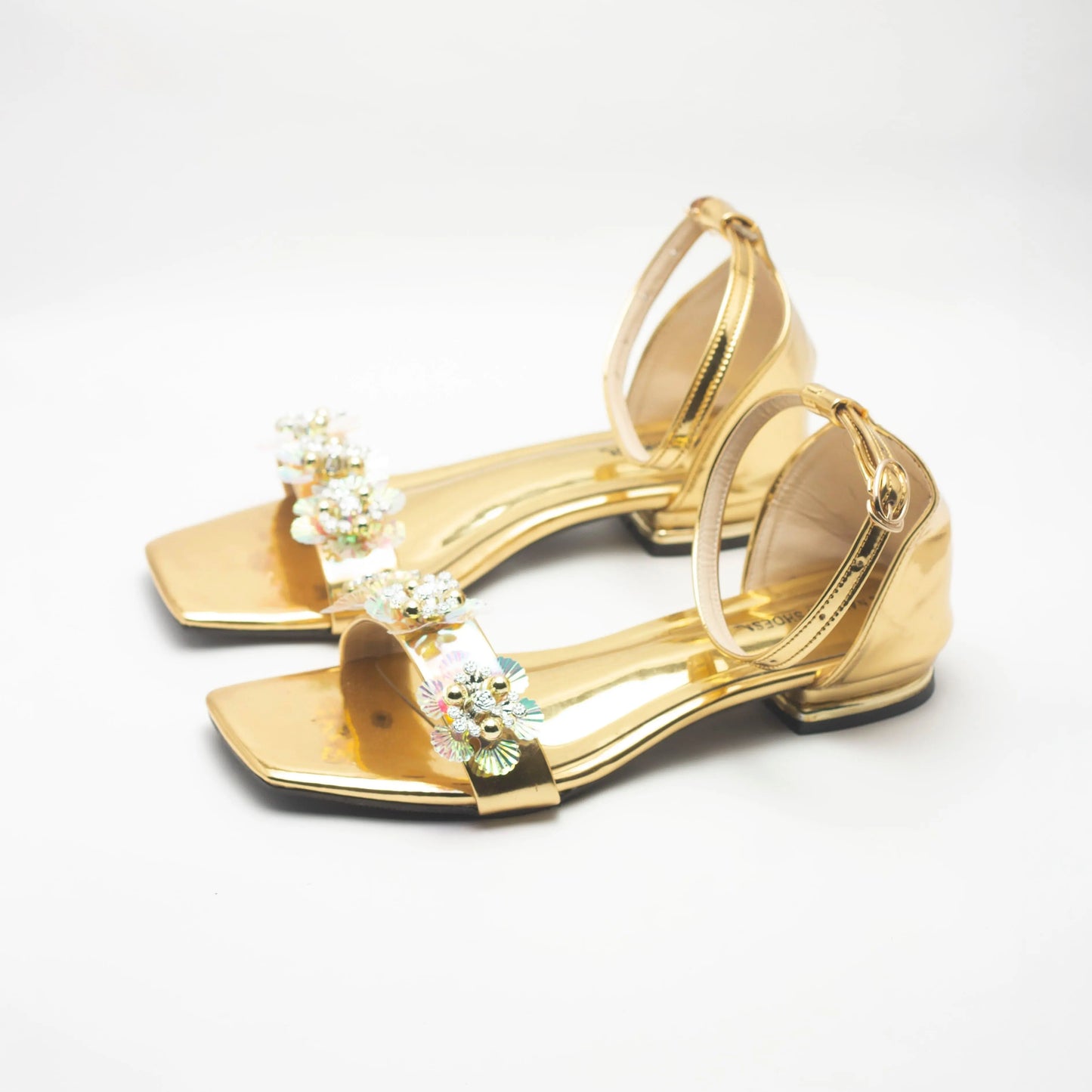 Crystal Strappy Women's Flat Sandals | Nawabi Shoes BD - Nawabi Shoes BD