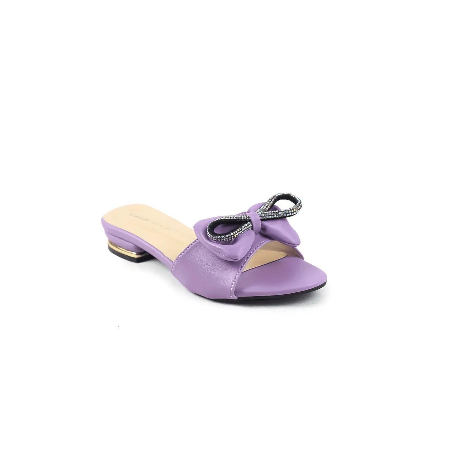 Show off Your Look in Low Heels For Nawabi Shoes BD - Nawabi Shoes BD