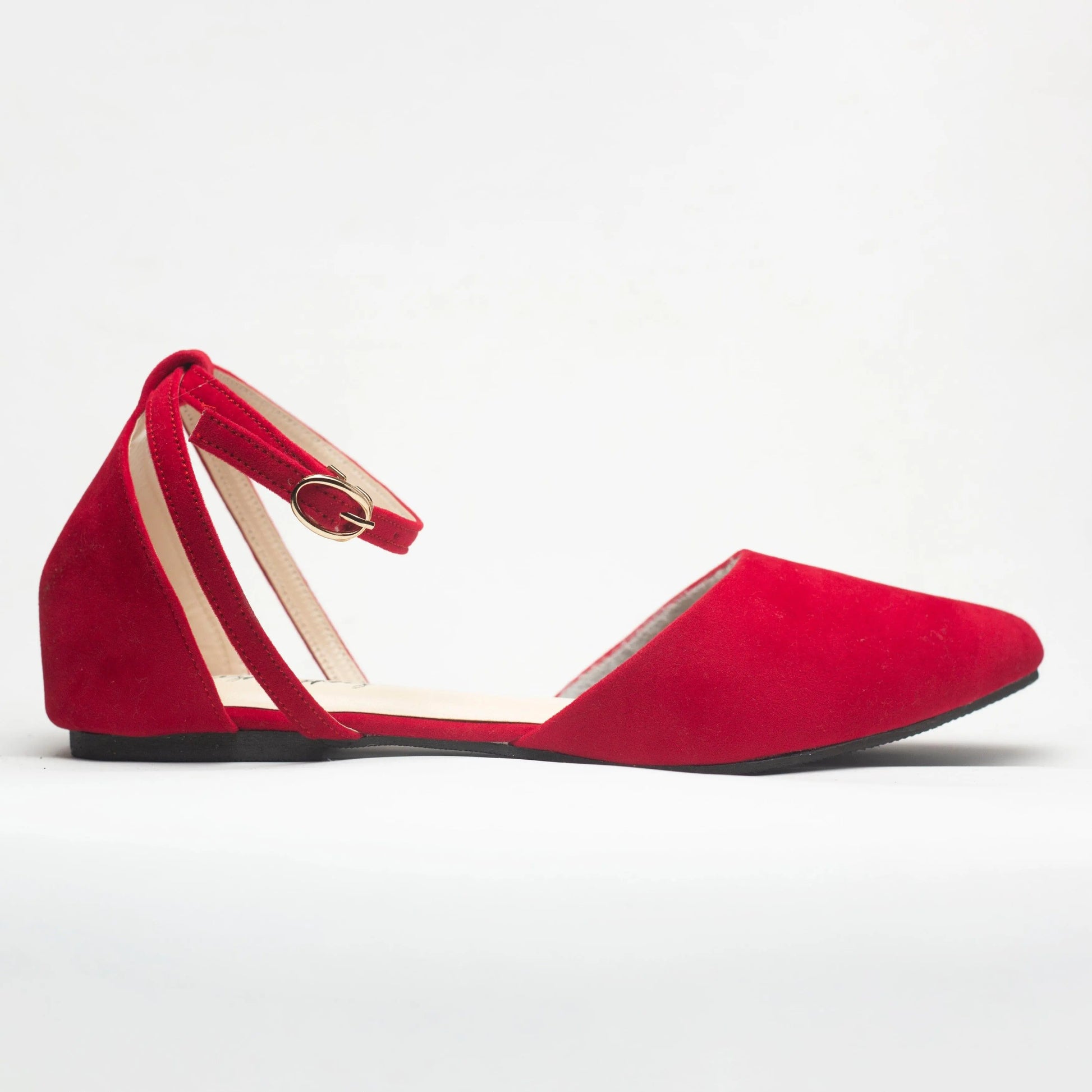 Flat Sandals for Women: The Must-Have for Your Summer Wardrobe - Nawabi Shoes BD