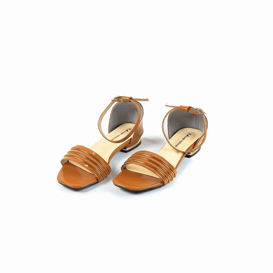Get the Look You Want with Low Heels For Nawabi Shoes BD - Nawabi Shoes BD