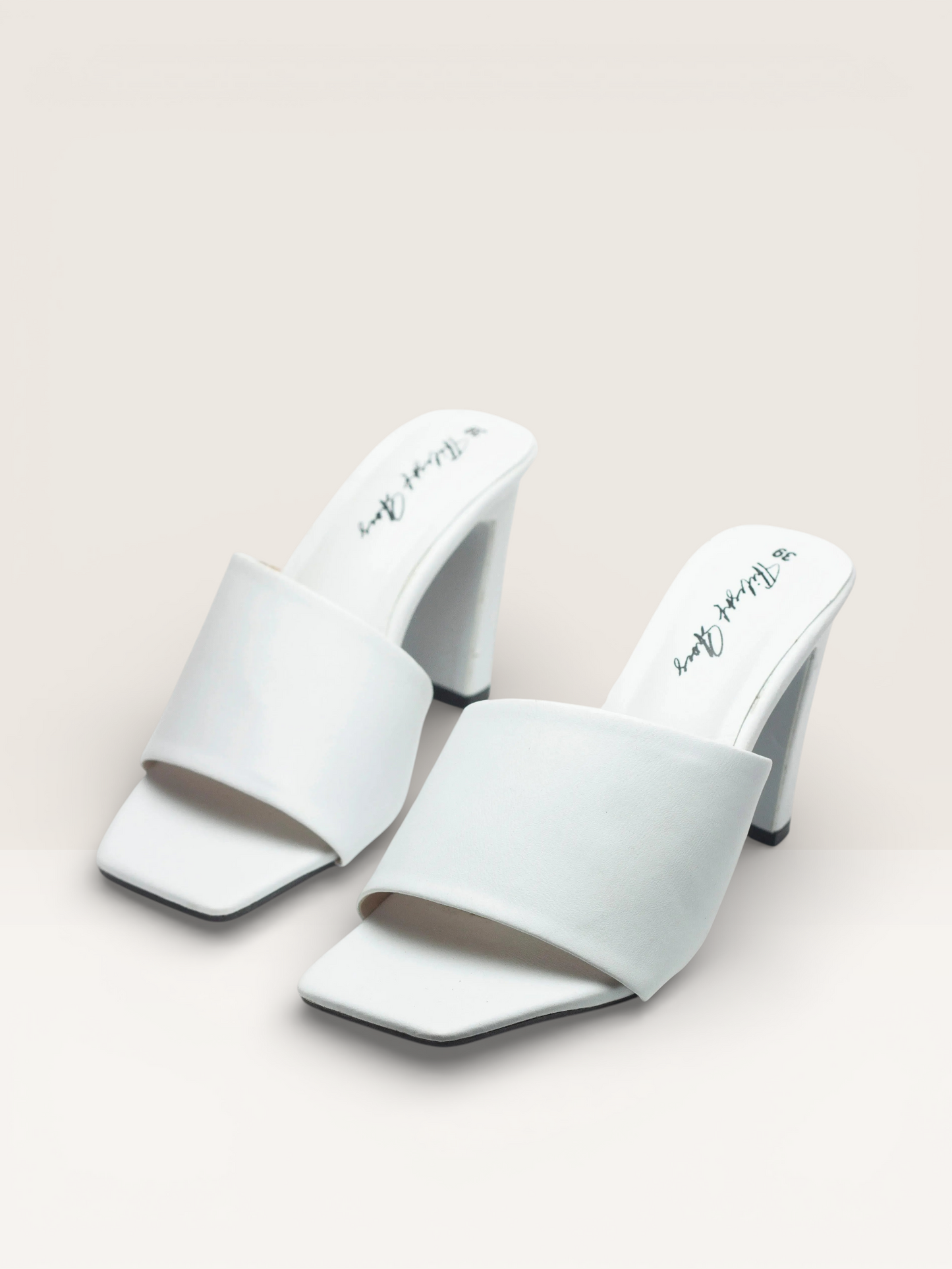 Black Heels for Women | Classic Ladies Office Heels Price in BD - Nawabi Shoes BD