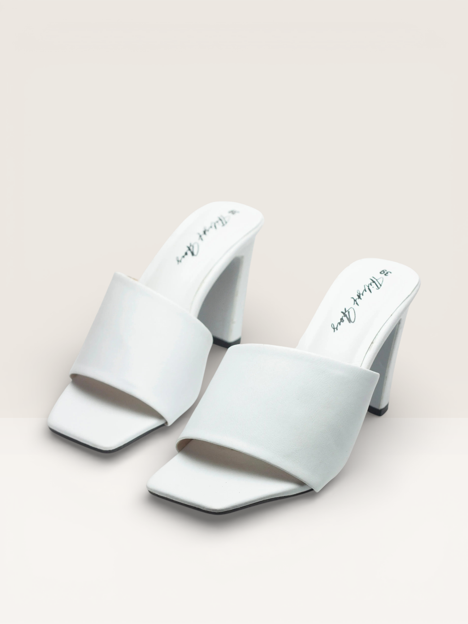 Black Heels for Women | Classic Ladies Office Heels Price in BD - Nawabi Shoes BD