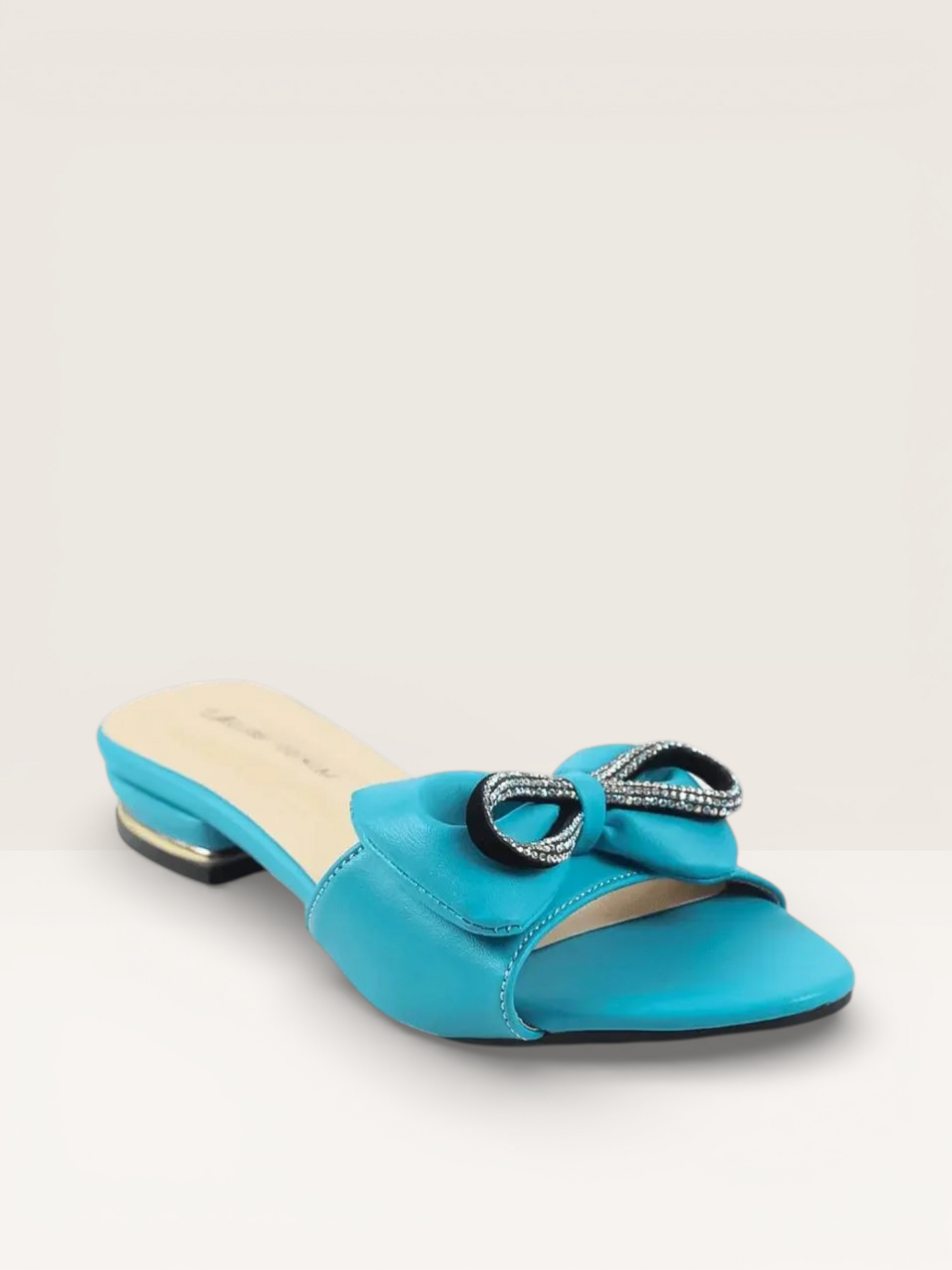 Show off Your Look in Low Heels For Nawabi Shoes BD - Nawabi Shoes BD