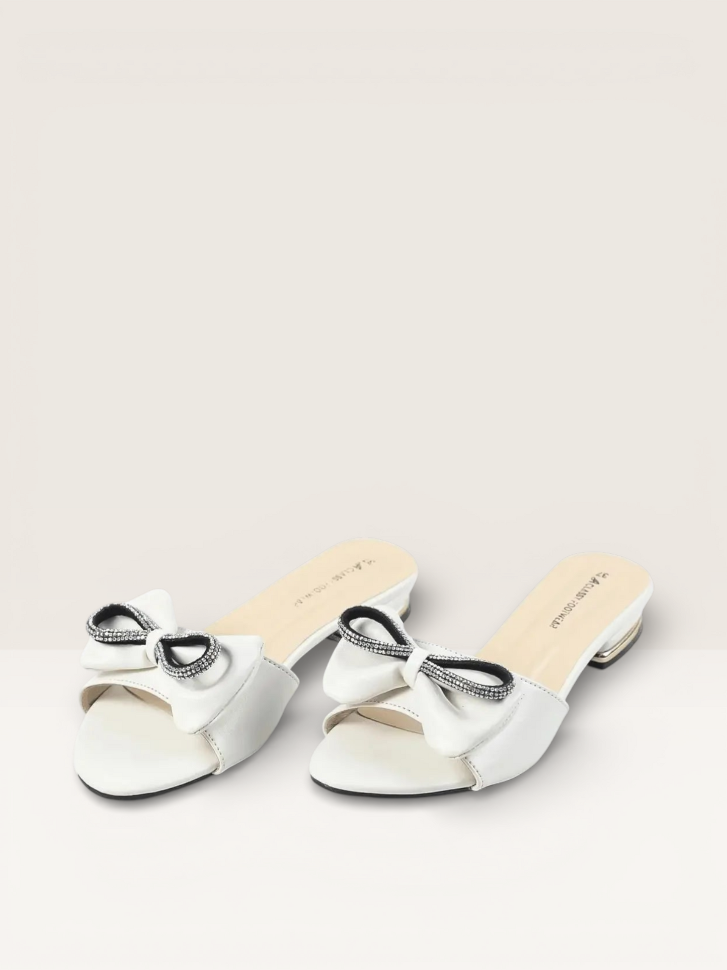 Show off Your Look in Low Heels For Nawabi Shoes BD - Nawabi Shoes BD