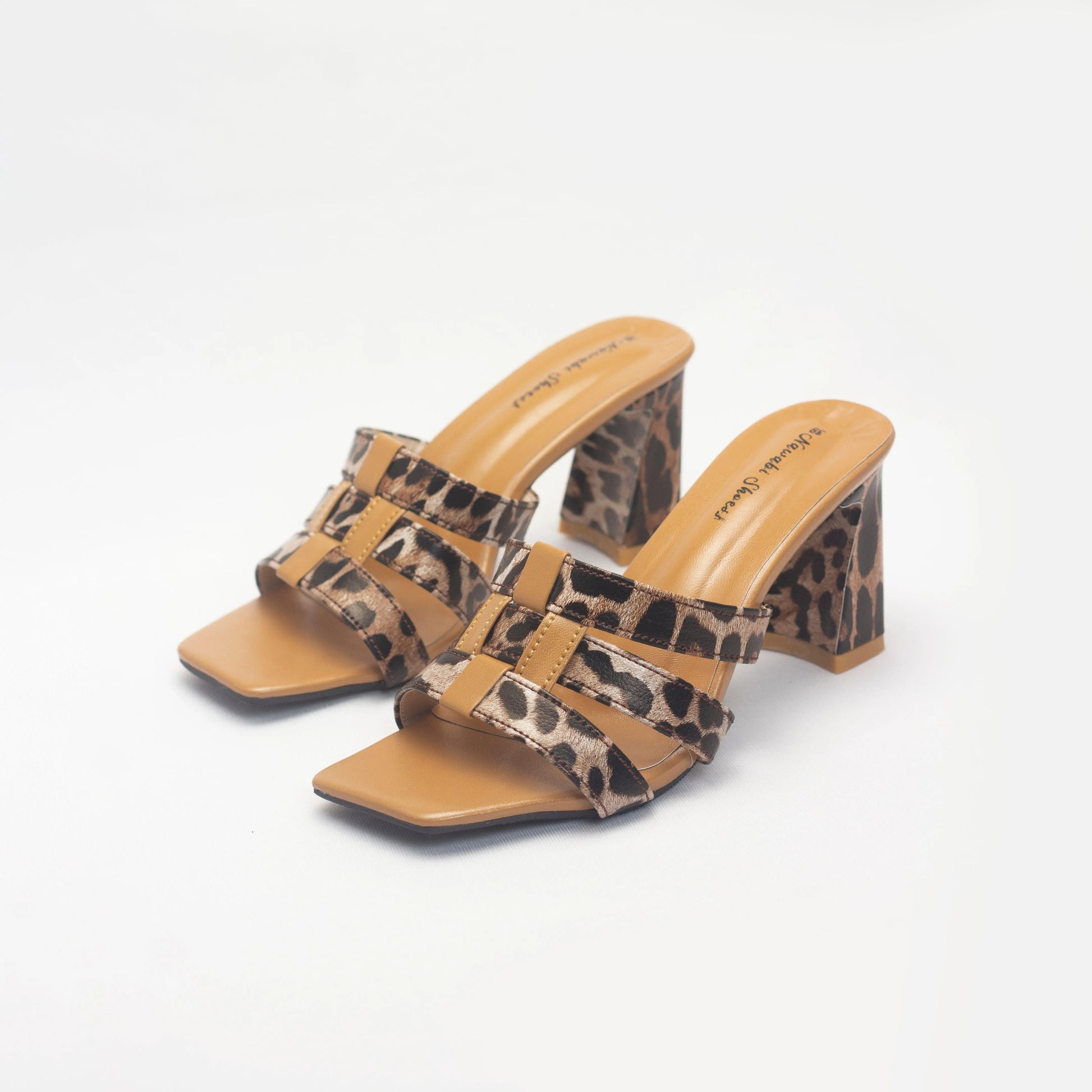 Stylish Cheetah Print Heels Mules For Women's | Nawabi Shoes BD - Nawabi Shoes BD