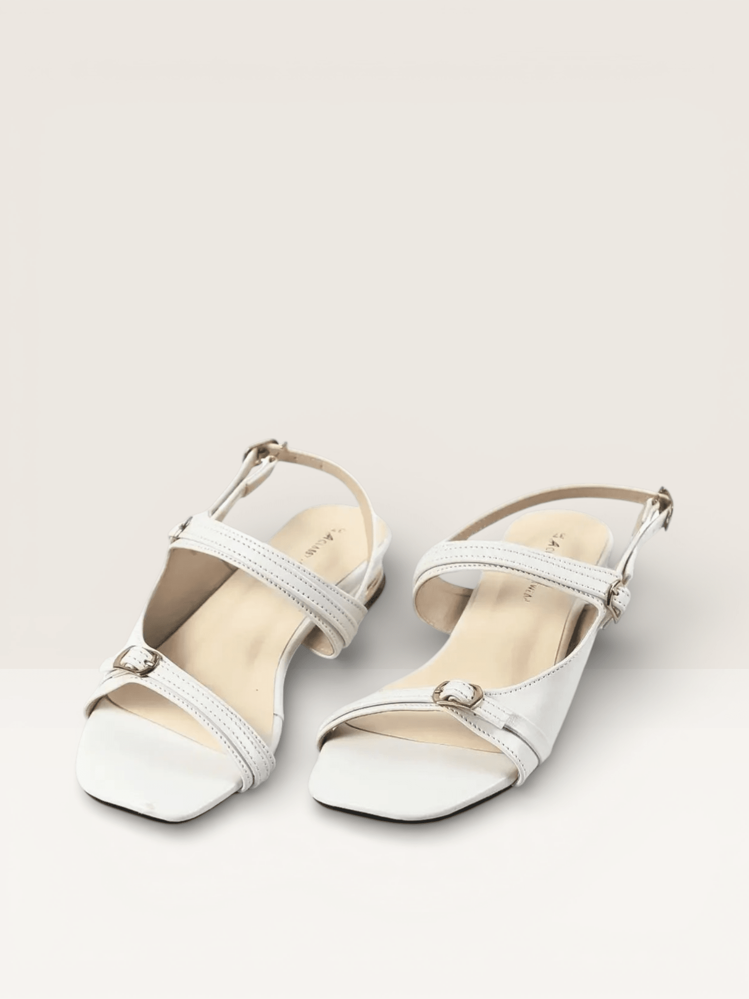 Find Your Perfect Low Heels For Nawabi Shoes BD - Nawabi Shoes BD
