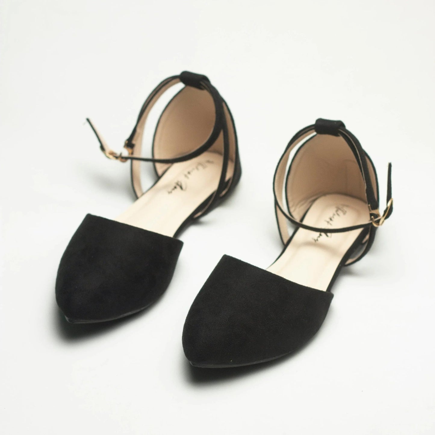 Flat Sandals for Women: The Must - Have for Your Summer Wardrobe - Nawabi Shoes BD