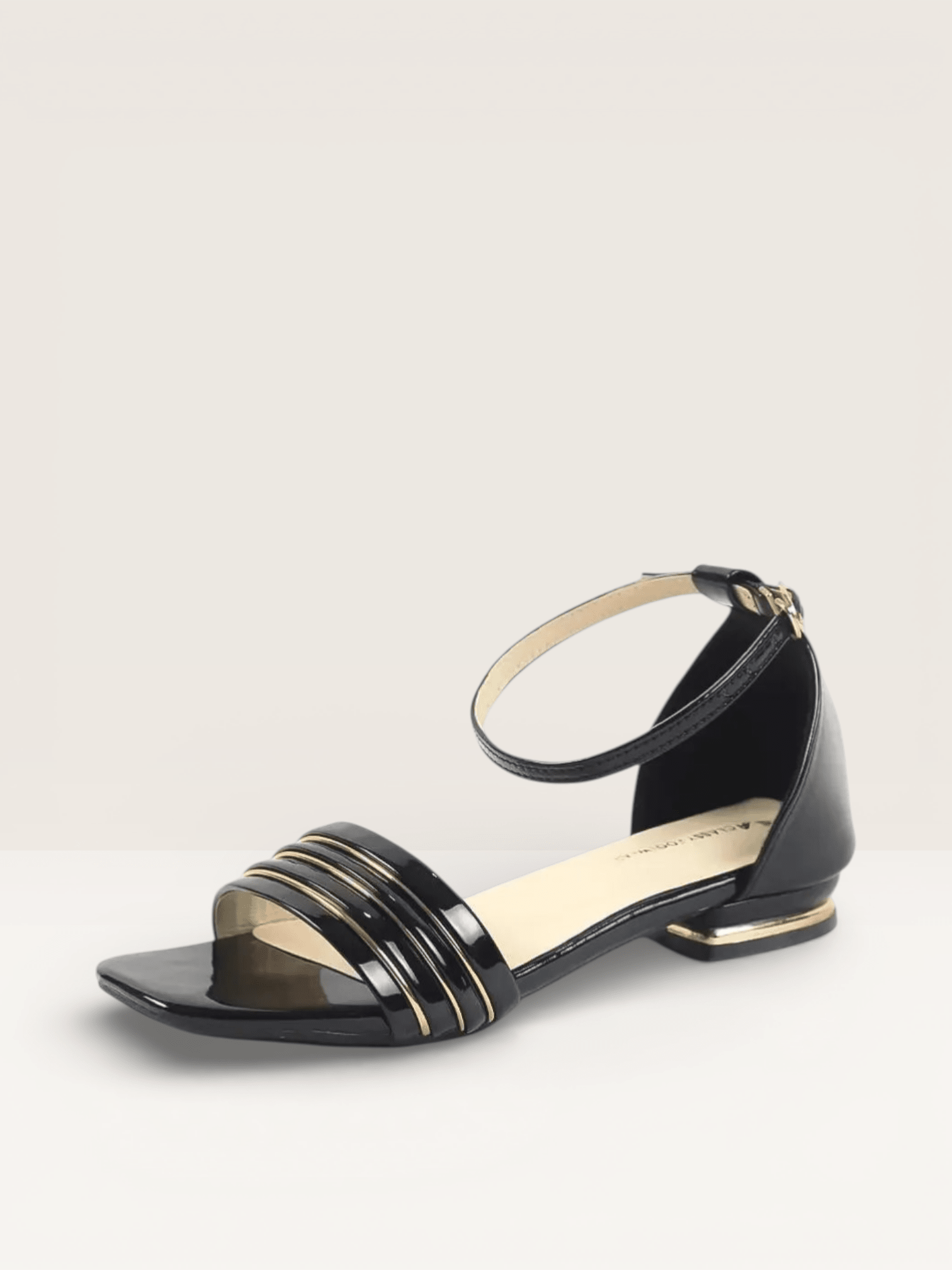 Get the Look You Want with Low Heels For Nawabi Shoes BD - Nawabi Shoes BD