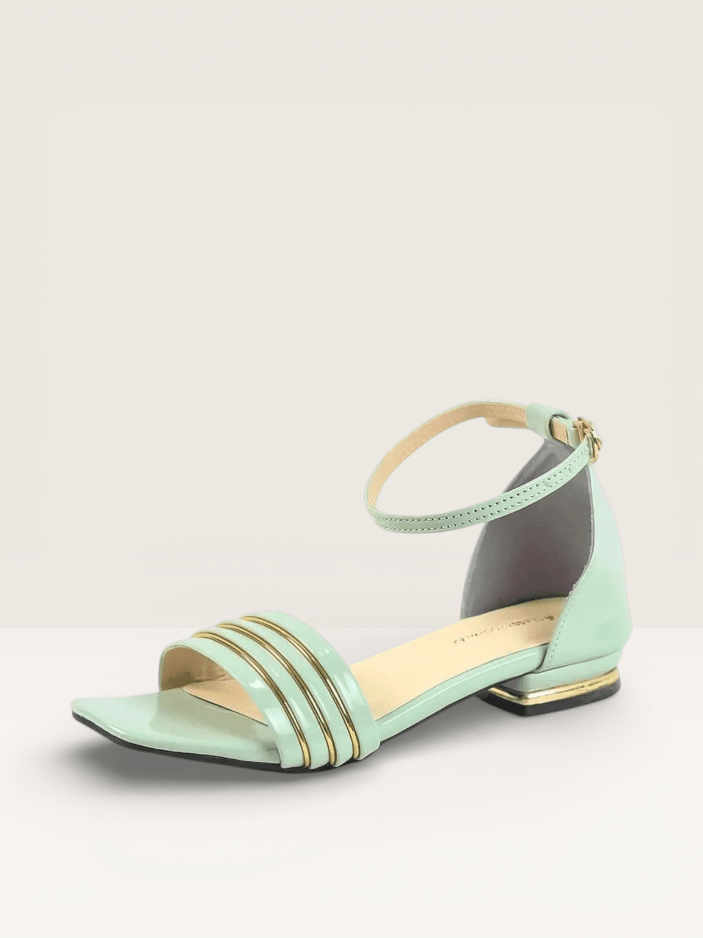 Get the Look You Want with Low Heels For Nawabi Shoes BD - Nawabi Shoes BD
