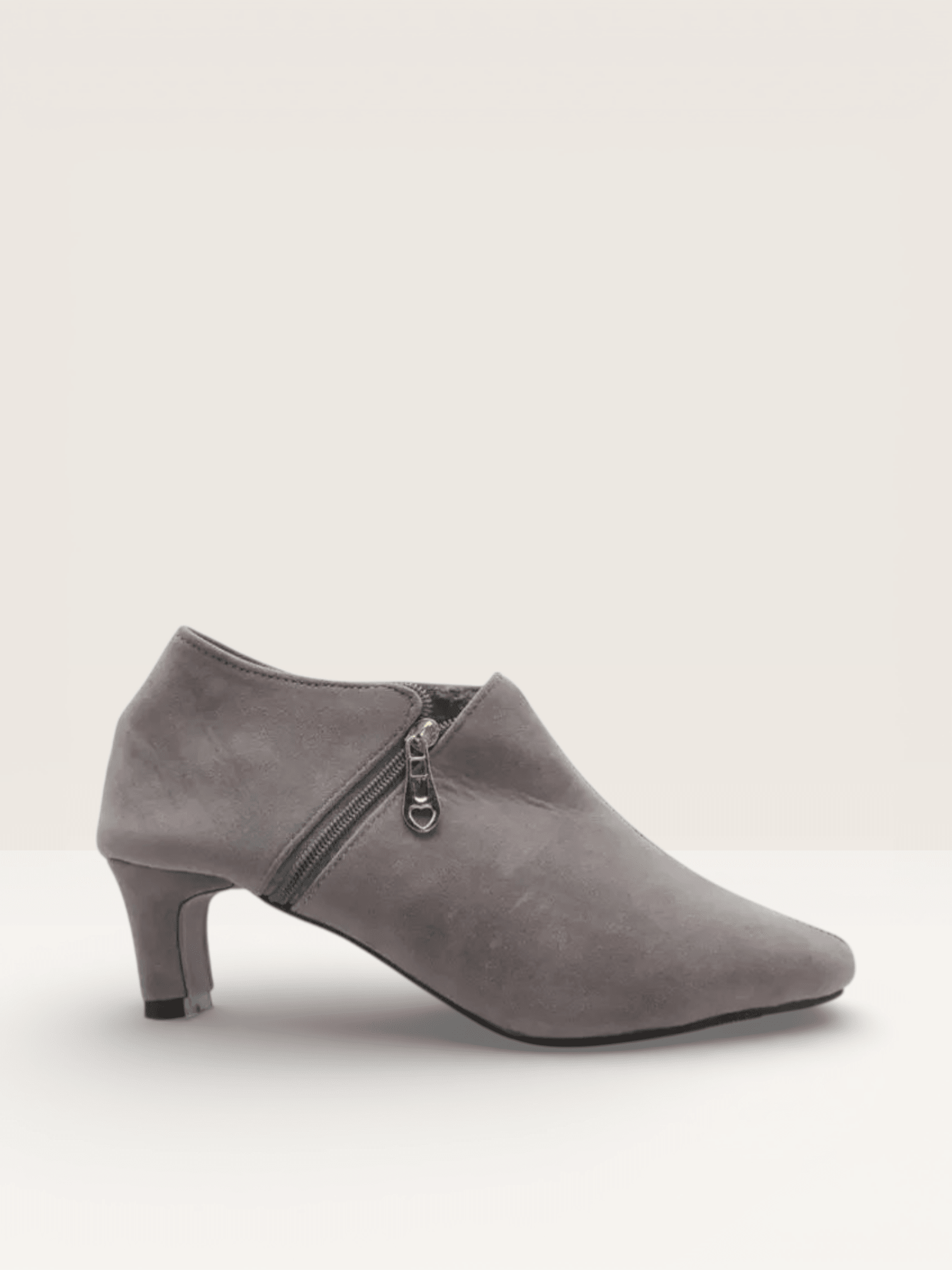Ladies Full Shoes & Formal Pumps | Office Wear at Nawabi Shoes BD - Nawabi Shoes BD